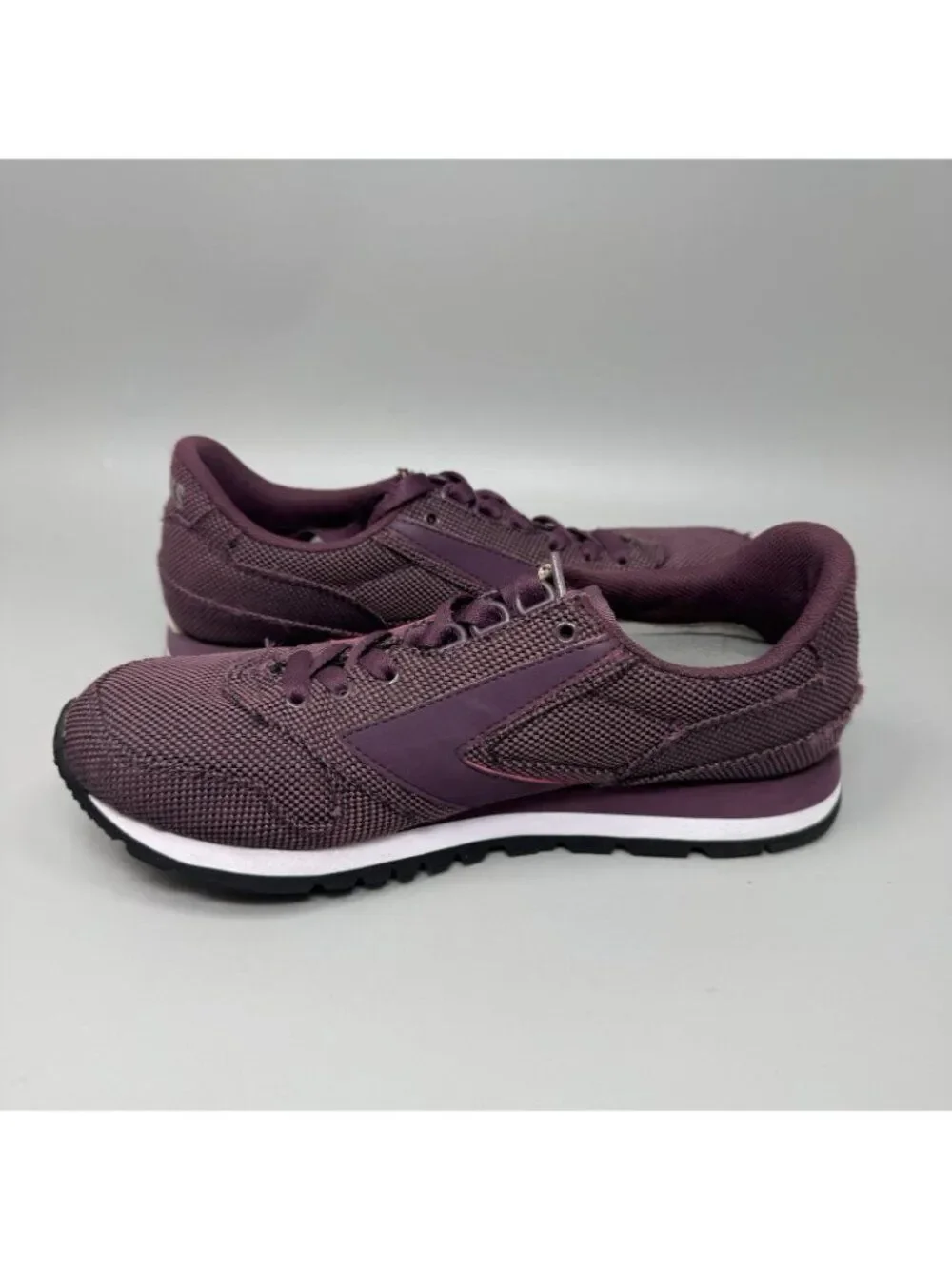 Brooks Heritage Chariot Womens Shoes 8 Purple Athletic Running Lace Up Sneaker